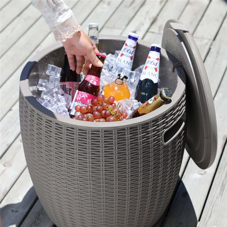 Rattan Effect Ice Cooler with 45 Litre Capacity